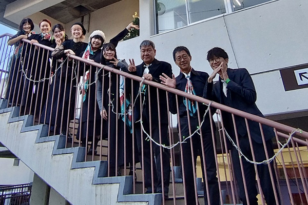 Shige's Gospel Choir Ayanim